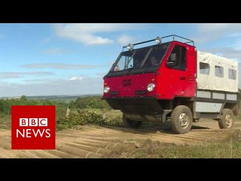 F1 engineer makes &#039;first flat-pack truck&#039; - BBC News